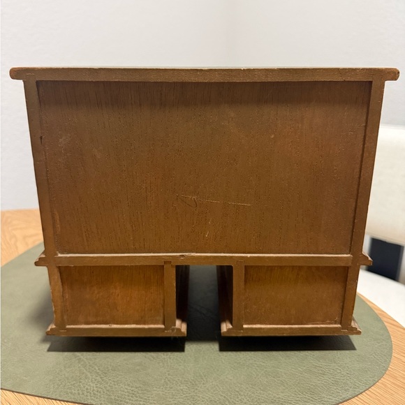 Vintage Wooden Jewelry Box - Picture 4 of 11